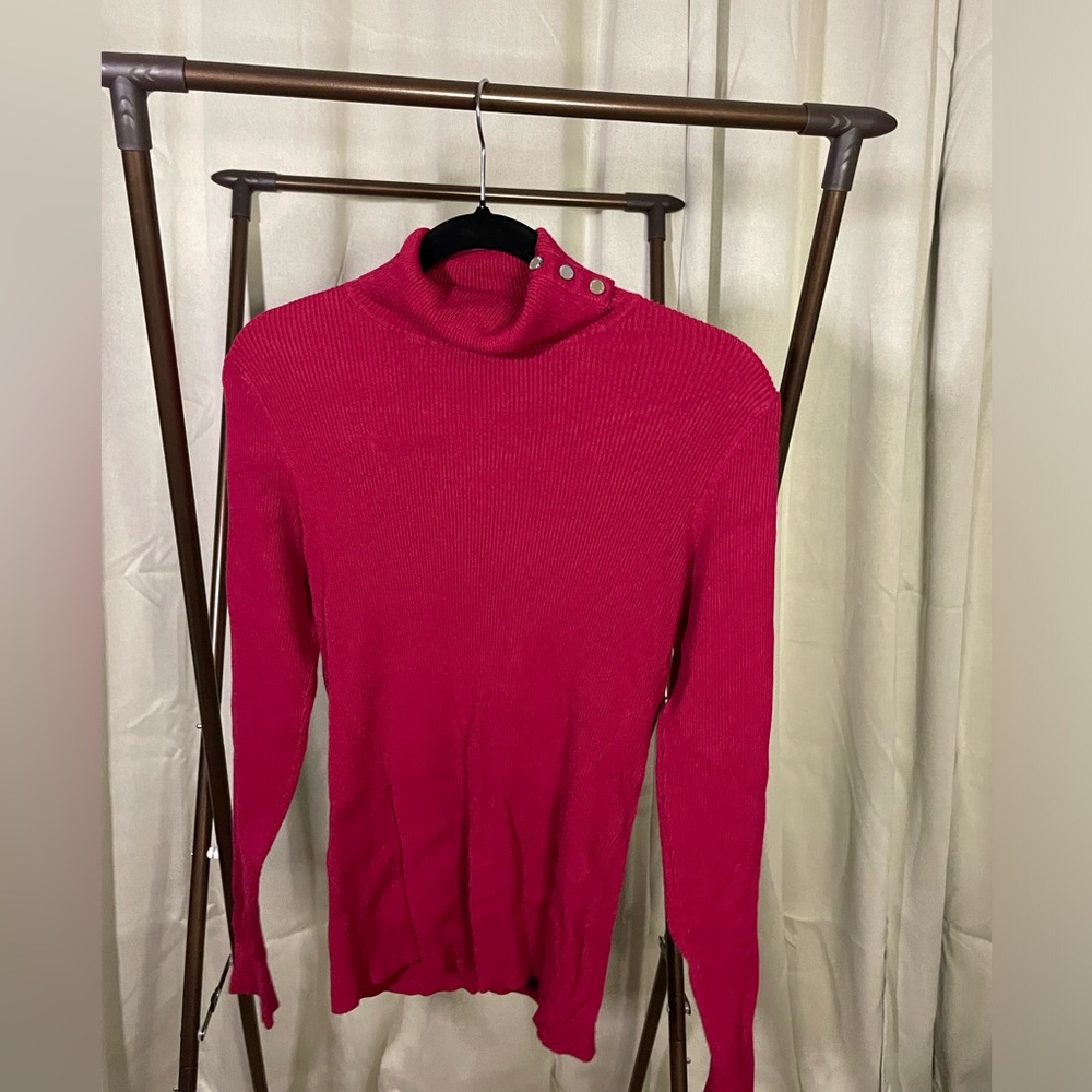 White House Black Market Turtleneck